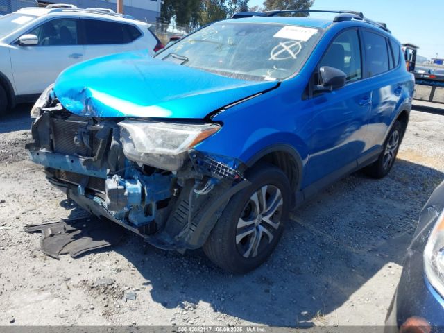 JTMZFREV5JJ154147 Toyota RAV4 LE