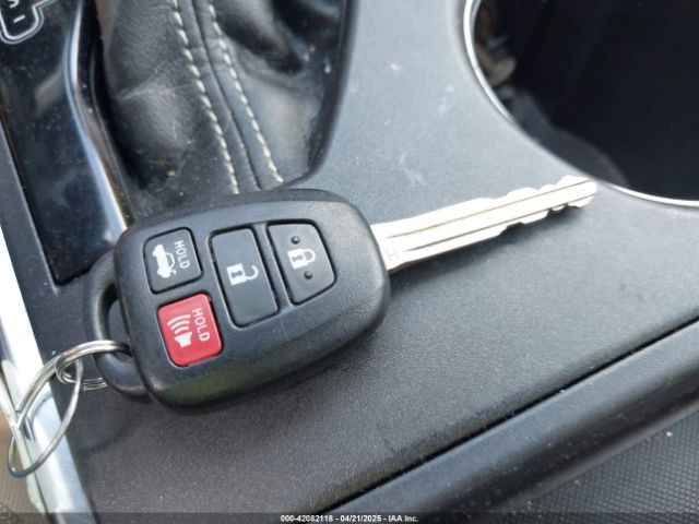 4T4BF1FK5FR460828 Toyota CAMRY LE