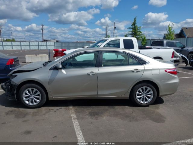 4T4BF1FK5FR460828 Toyota CAMRY LE