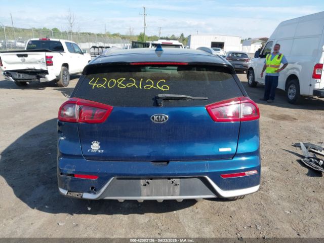 KNDCB3LCXJ5125106 KIA NIRO LX
