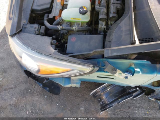 KNDCB3LCXJ5125106 KIA NIRO LX