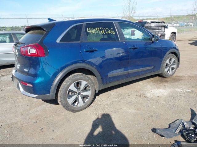 KNDCB3LCXJ5125106 KIA NIRO LX