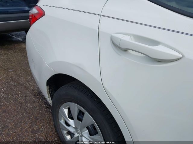 5YFBURHE8FP332025 Toyota COROLLA L