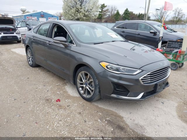 3FA6P0CDXKR129411 auction archive image
