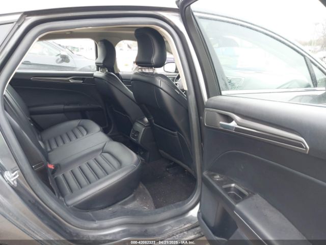 3FA6P0CDXKR129411 Ford FUSION SEL