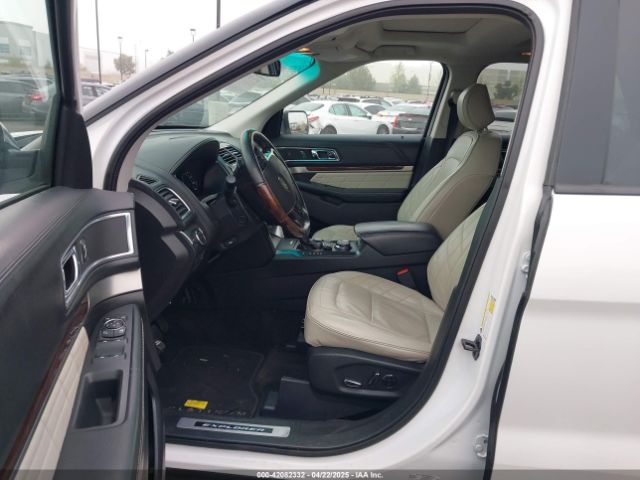 1FM5K8HT2HGA16230 Ford Explorer Platinum