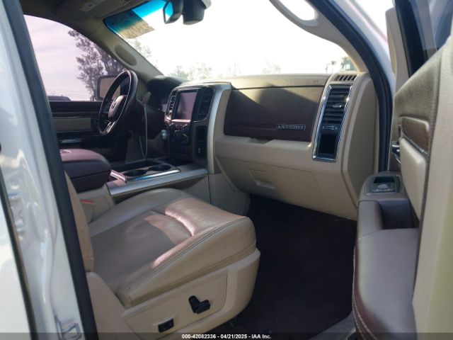 1C6RR7NT3ES438667 RAM 1500 Laramie