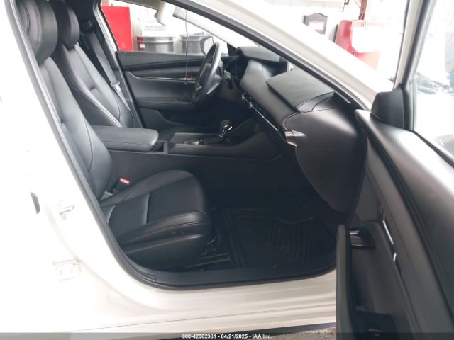 JM1BPACL2K1106916 Mazda Mazda3 Select Package