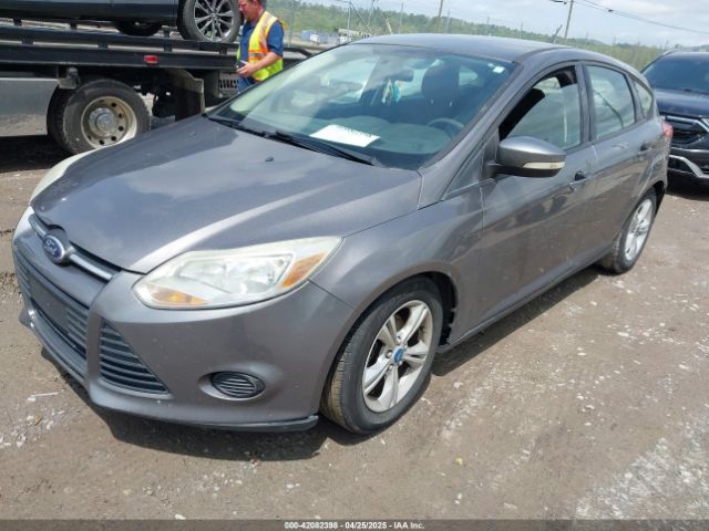 1FADP3K22EL463735 Ford FOCUS SE