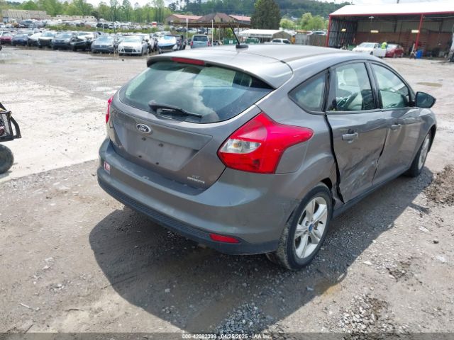 1FADP3K22EL463735 Ford FOCUS SE