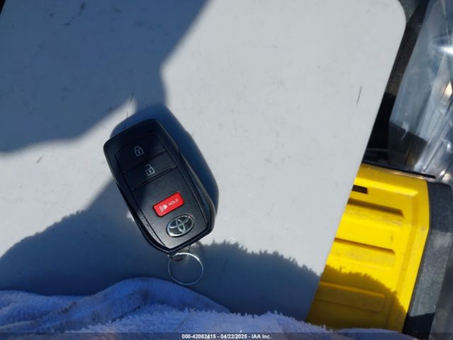 2022 TOYOTA COROLLA CROSS 7MUCAABG1NV021010 Photo 10