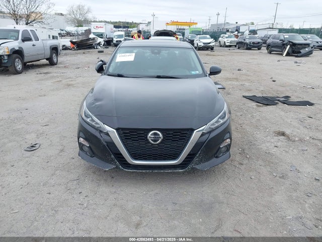 1N4BL4DV6KC143538 Nissan 2019