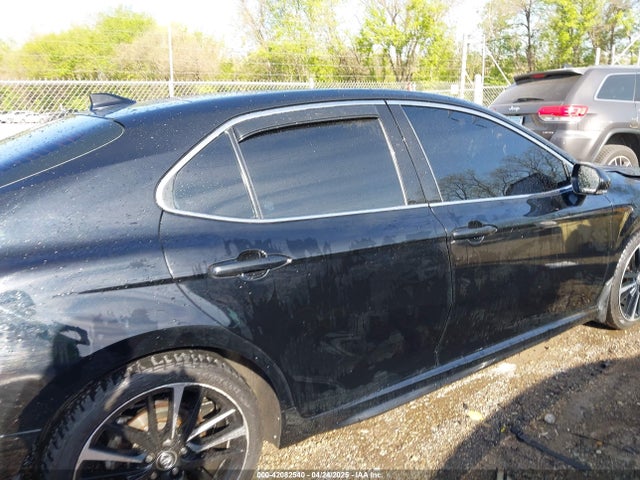 4T1B61HK0KU710493 Toyota CAMRY XSE