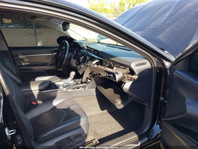 4T1B61HK0KU710493 Toyota CAMRY XSE
