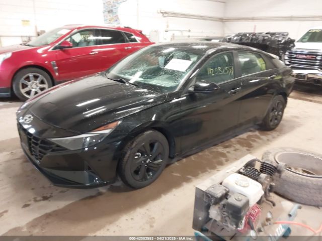 5NPLS4AG8NH071158 Hyundai ELANTRA SEL