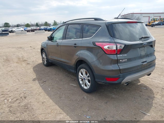 1FMCU0GD0JUA11984 Ford ESCAPE SE