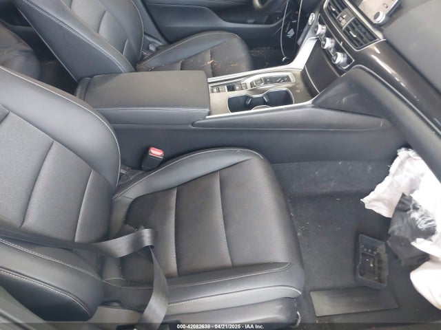 1HGCV3F22NA047901 Honda Accord Hybrid Sport
