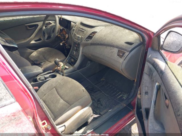 5NPDH4AE1FH599305 Hyundai ELANTRA SE