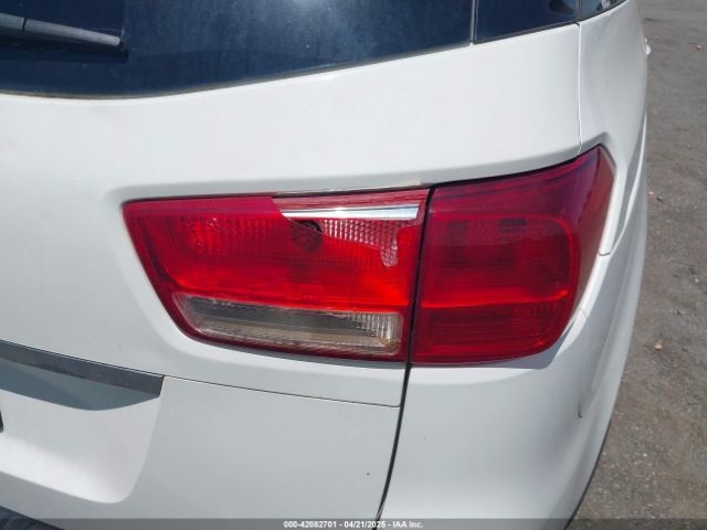 KNDMB5C17J6424349 KIA SEDONA LX