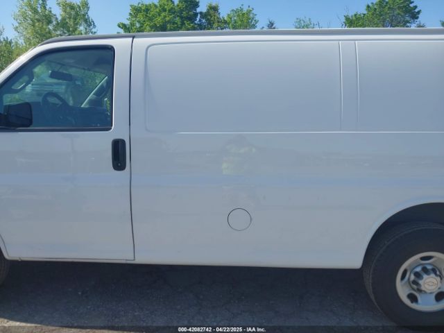 1GCWGAFP5K1296131 Chevrolet Express 2500 Work Van