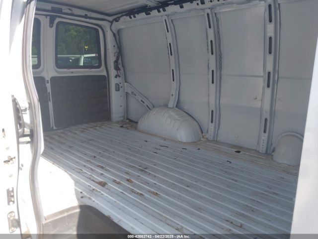 1GCWGAFP6K1173549 Chevrolet Express 2500 Work Van