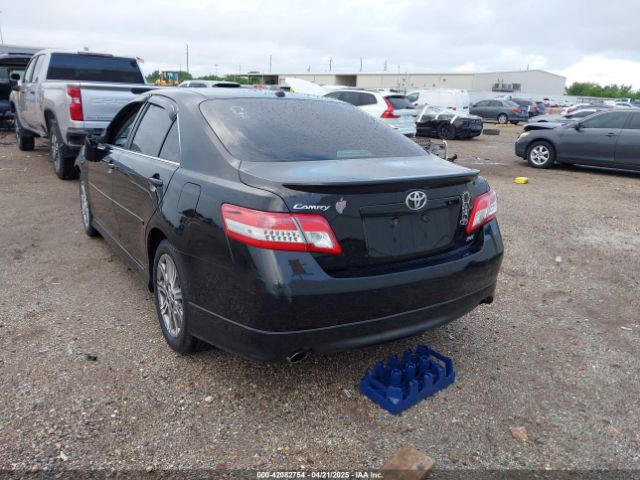 2011 TOYOTA CAMRY 4T1BF3EK9BU186888 Photo 2