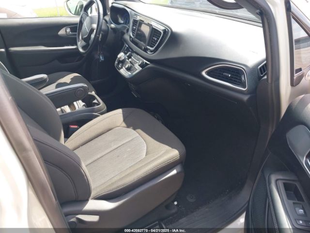 2020 CHRYSLER PACIFICA 2C4RC1FG2LR149545 Photo 4