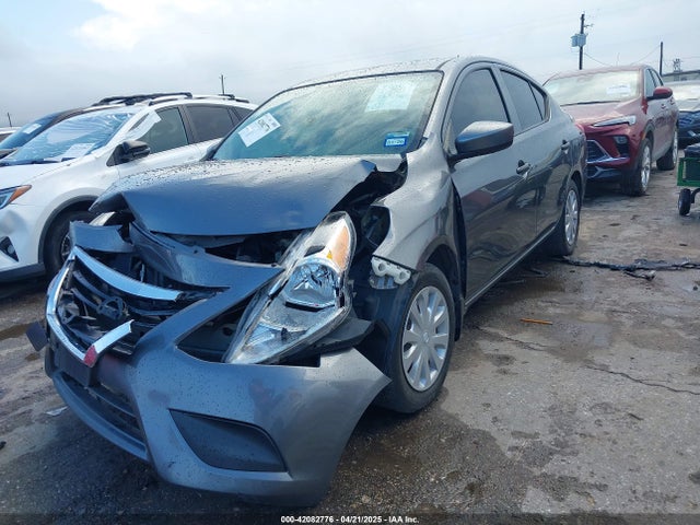 3N1CN7AP1JL887506 Nissan Versa 1.6 S+