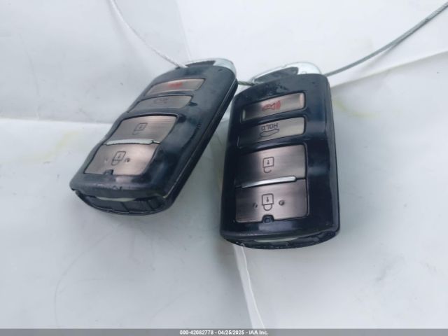 KNALN4D75E5160038 KIA Cadenza Limited