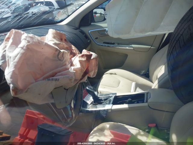 2016 VOLVO XC60 YV440MDK5G2890317 Photo 4