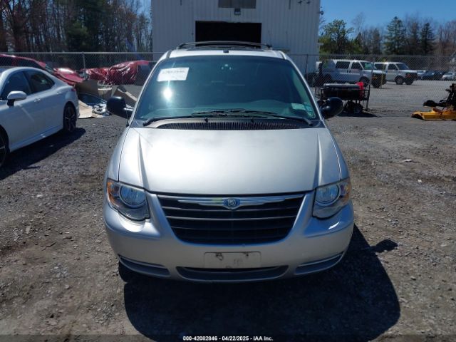 2006 CHRYSLER TOWN & COUNTRY 2A4GP54LX6R844499 Photo 5