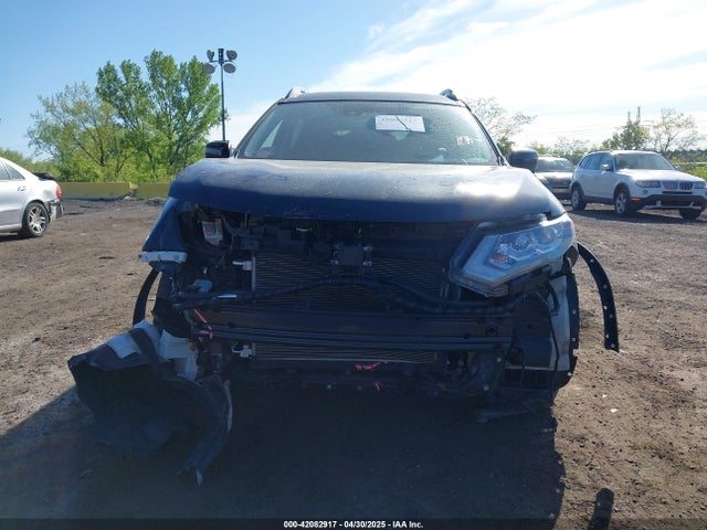 5N1AT2MV2JC851483 Nissan Rogue Sl