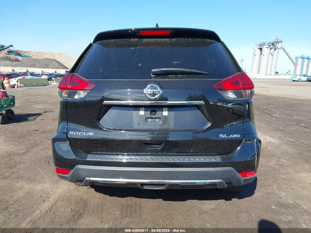 5N1AT2MV2JC851483 Nissan Rogue Sl