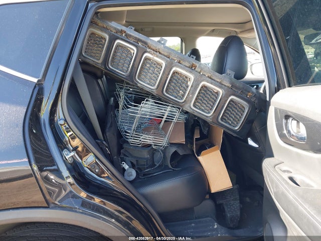 5N1AT2MV2JC851483 Nissan Rogue Sl