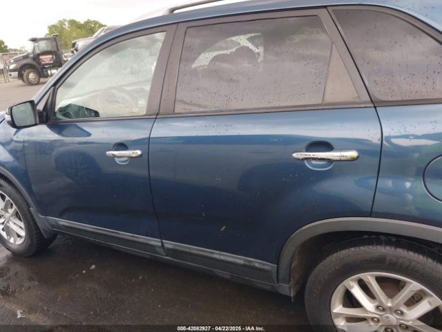 5XYKT4A64EG512629 KIA SORENTO LX