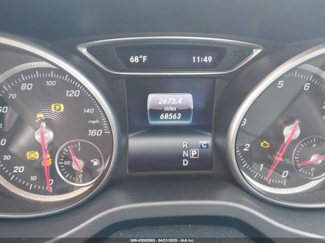 WDDSJ4GB3KN724815 Mercedes-Benz CLA 250 4MATIC