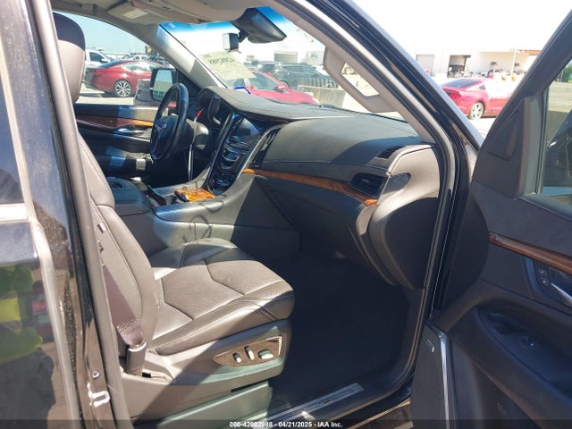 2017 CADILLAC ESCALADE 1GYS3CKJ8HR162399 Photo 4