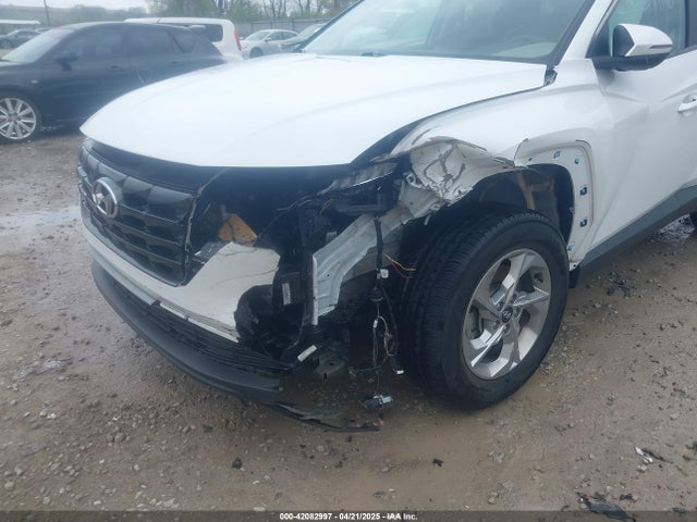 5NMJBCAE7NH001759 Hyundai TUCSON SEL