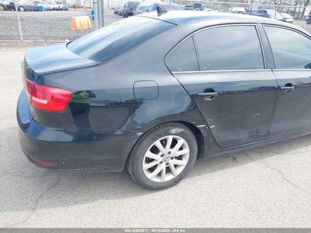 3VWD17AJ0FM218263 Volkswagen Jetta 1.8t Se