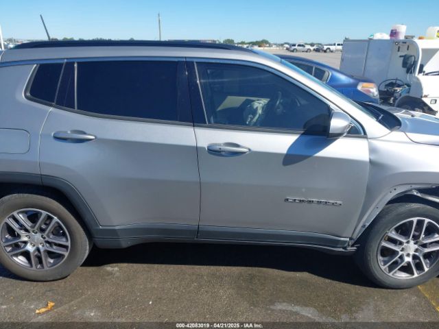 3C4NJCBB1KT819754 Jeep Compass Sun And Wheel Fwd