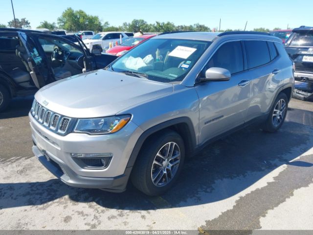 3C4NJCBB1KT819754 Jeep Compass Sun And Wheel Fwd