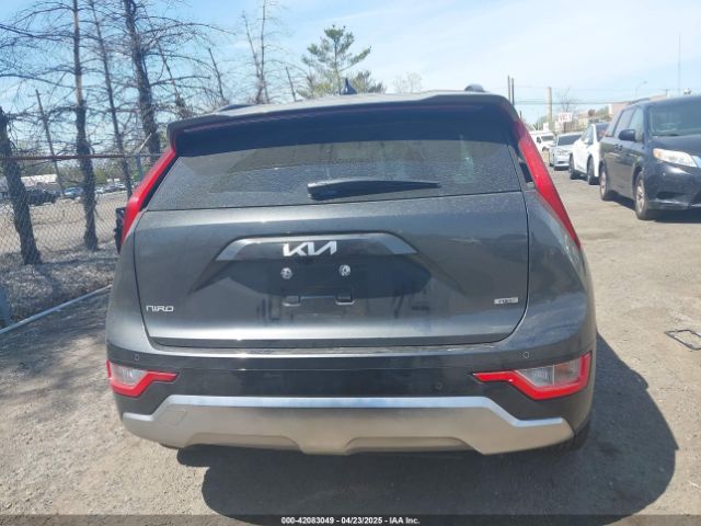 KNDCT3LE7P5086661 KIA NIRO SX