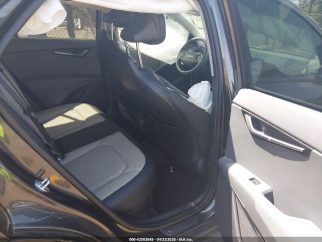 KNDCT3LE7P5086661 KIA NIRO SX
