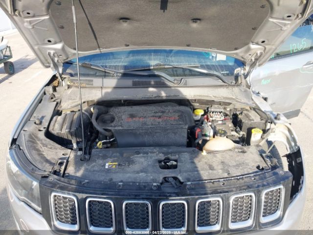 3C4NJDCB2JT354372 Jeep Compass Limited 4x4