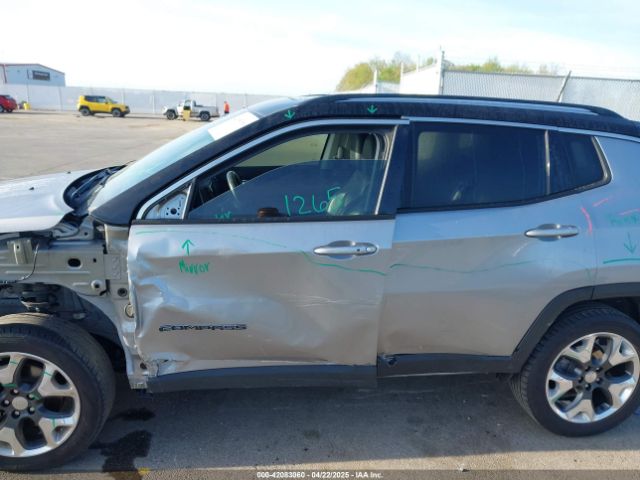 3C4NJDCB2JT354372 Jeep Compass Limited 4x4