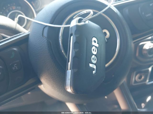 1C4HJXDG4JW179772 Jeep 2018