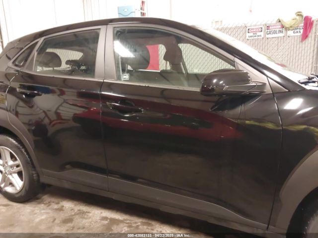 KM8K2CAB4NU771139 Hyundai Kona Se