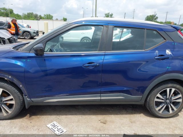 3N1CP5CU5JL511960 Nissan KICKS SR