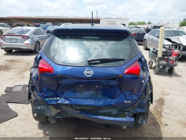 3N1CP5CU5JL511960 Nissan KICKS SR