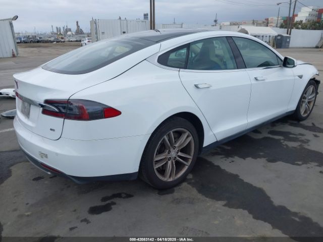 2013 TESLA MODEL S 5YJSA1CN8DFP22455 Photo 3